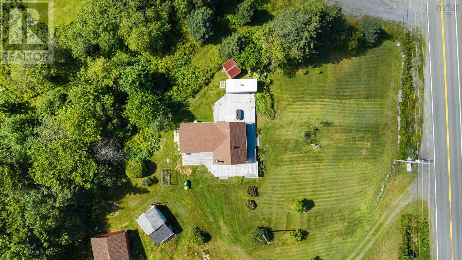 5863 Highway 16 - Image 40