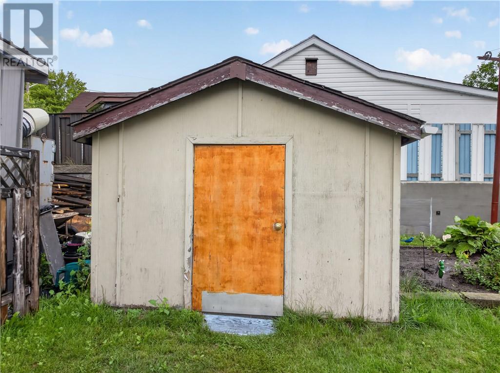 106 Rockview Road - 68