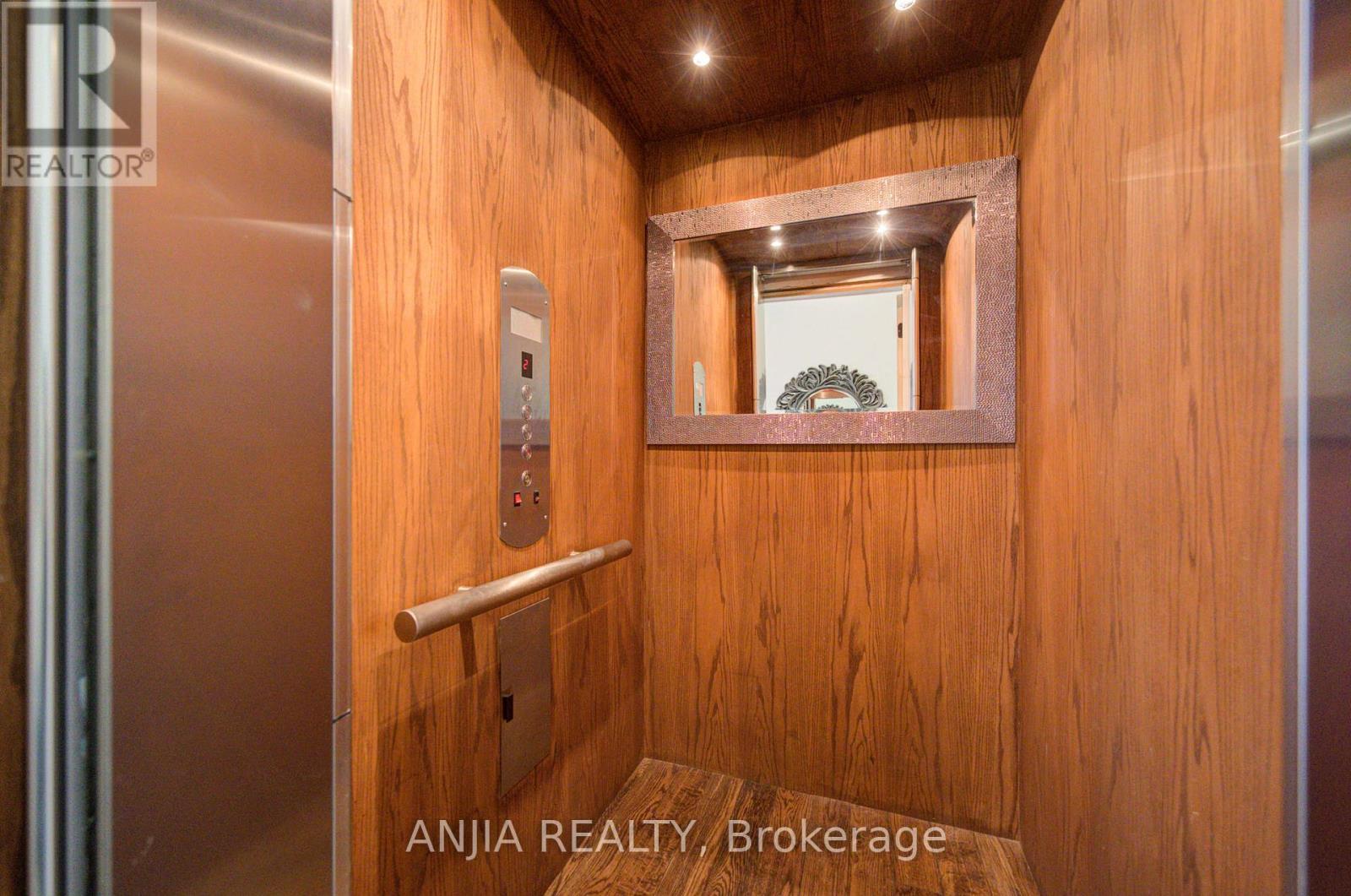 452 FERNLEIGH CIRCLE S - Image 31
