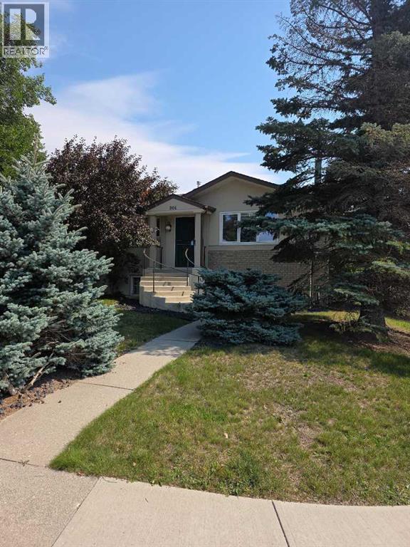 3750 7 Avenue NW, Parkdale, Calgary photo 3
