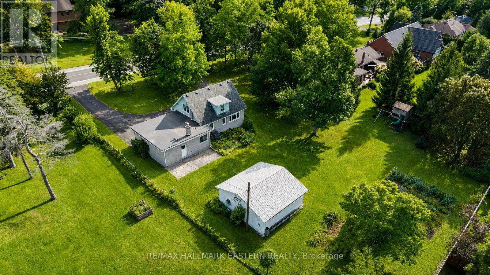 1932 SHERBROOKE STREET W - 23