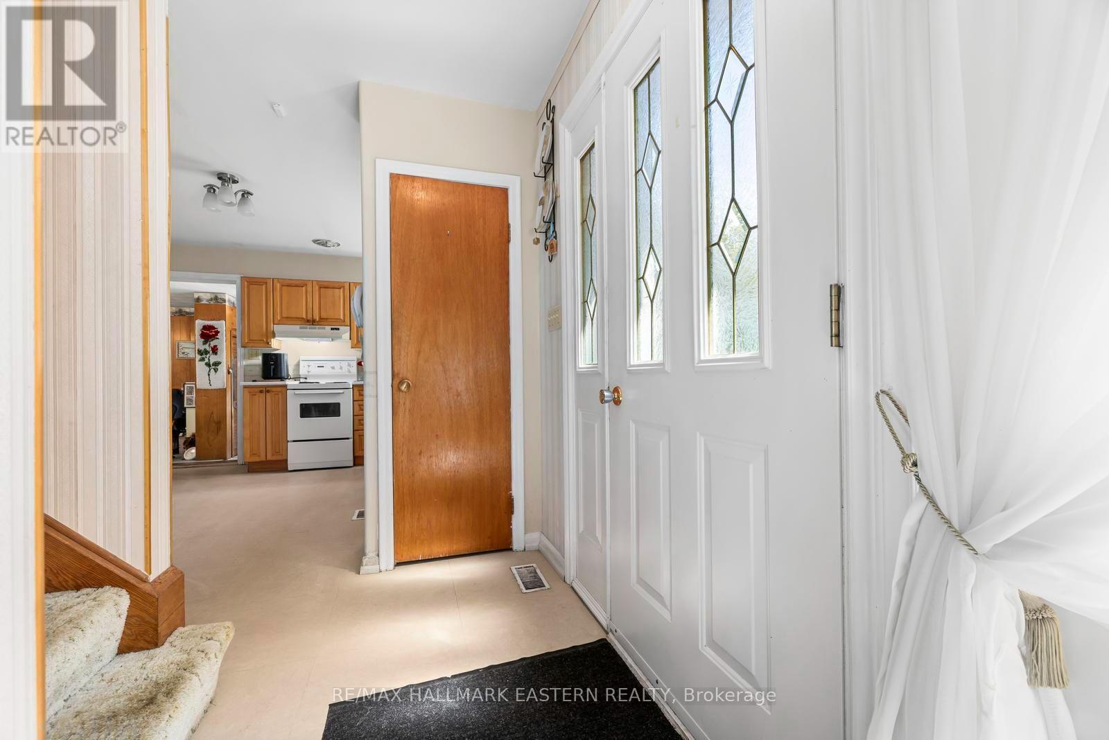 1932 SHERBROOKE STREET W - Image 3