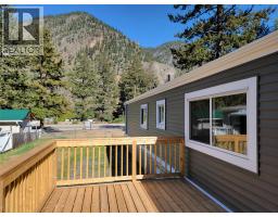 1514 Highway 3a Unit# 3, Keremeos, BC V0X1N6 Photo 8