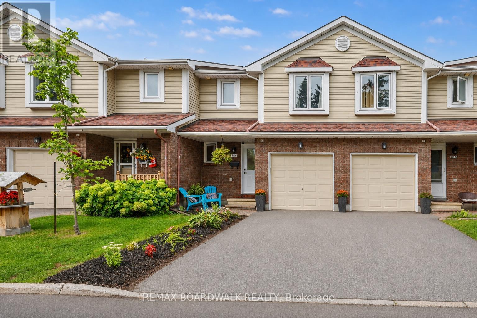 314 VALADE CRESCENT - 1