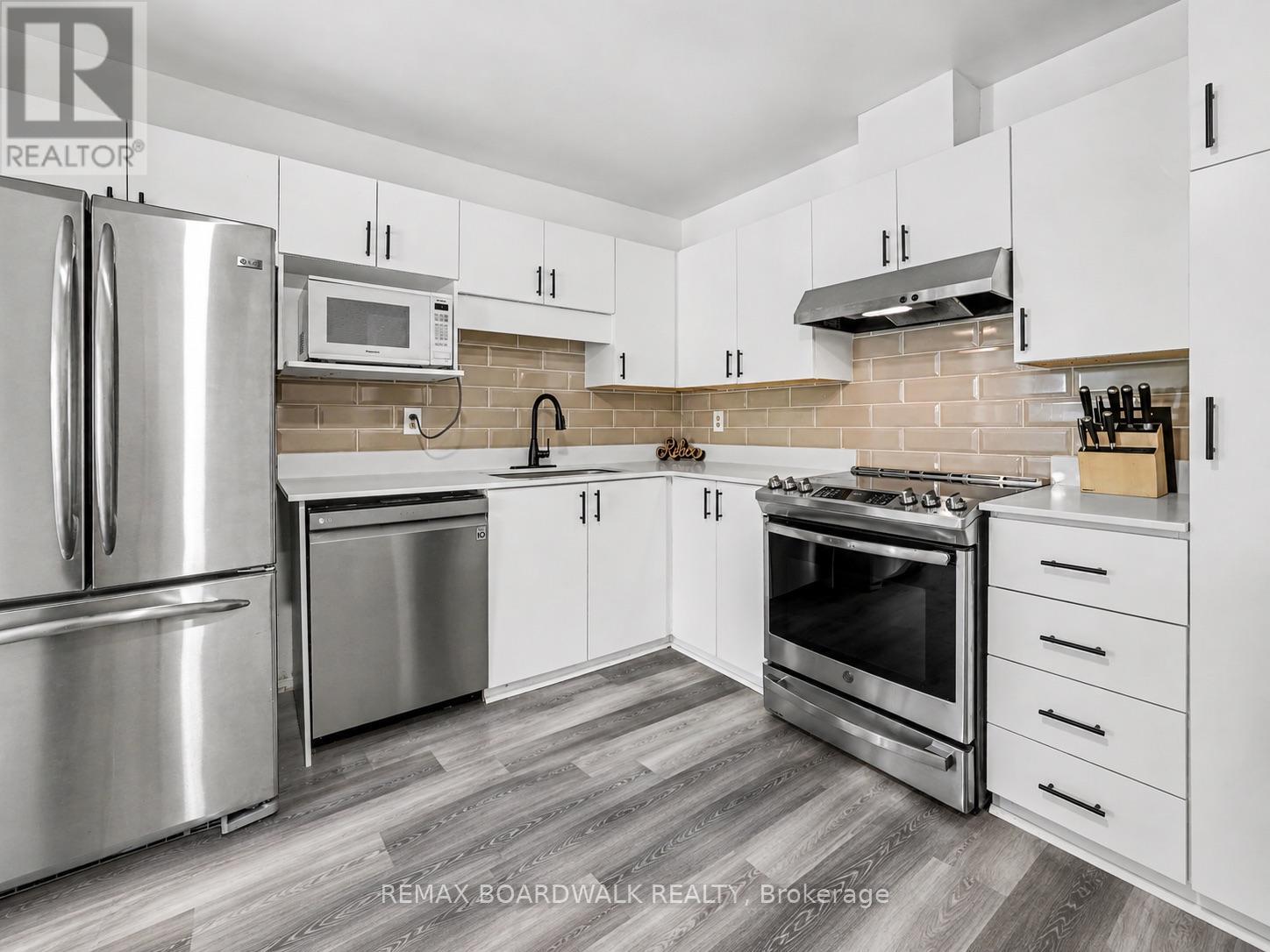 314 VALADE CRESCENT - 8