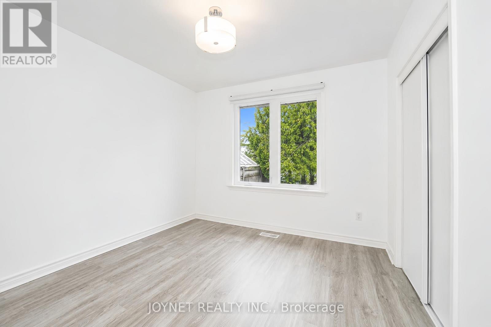 299 PALMER AVENUE - 17