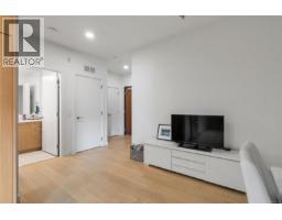 201 7162 West Saanich Rd, Central Saanich, BC V8M1P6 Photo 17