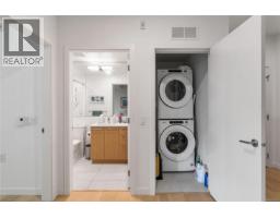 201 7162 West Saanich Rd, Central Saanich, BC V8M1P6 Photo 24