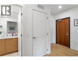 201 7162 West Saanich Rd, Central Saanich, BC V8M1P6 Photo 25