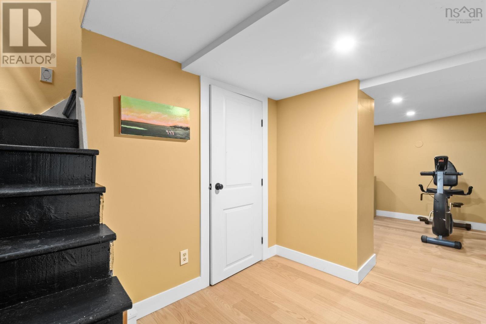 6161 Watt Street - 30