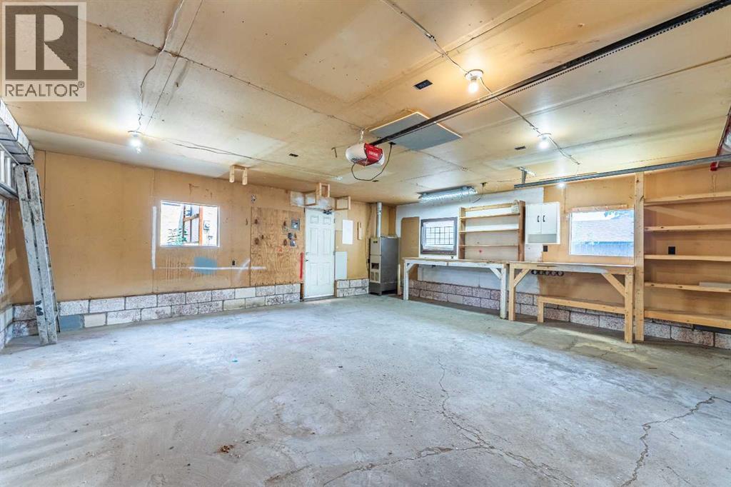 84 Templehill Drive NE - 32