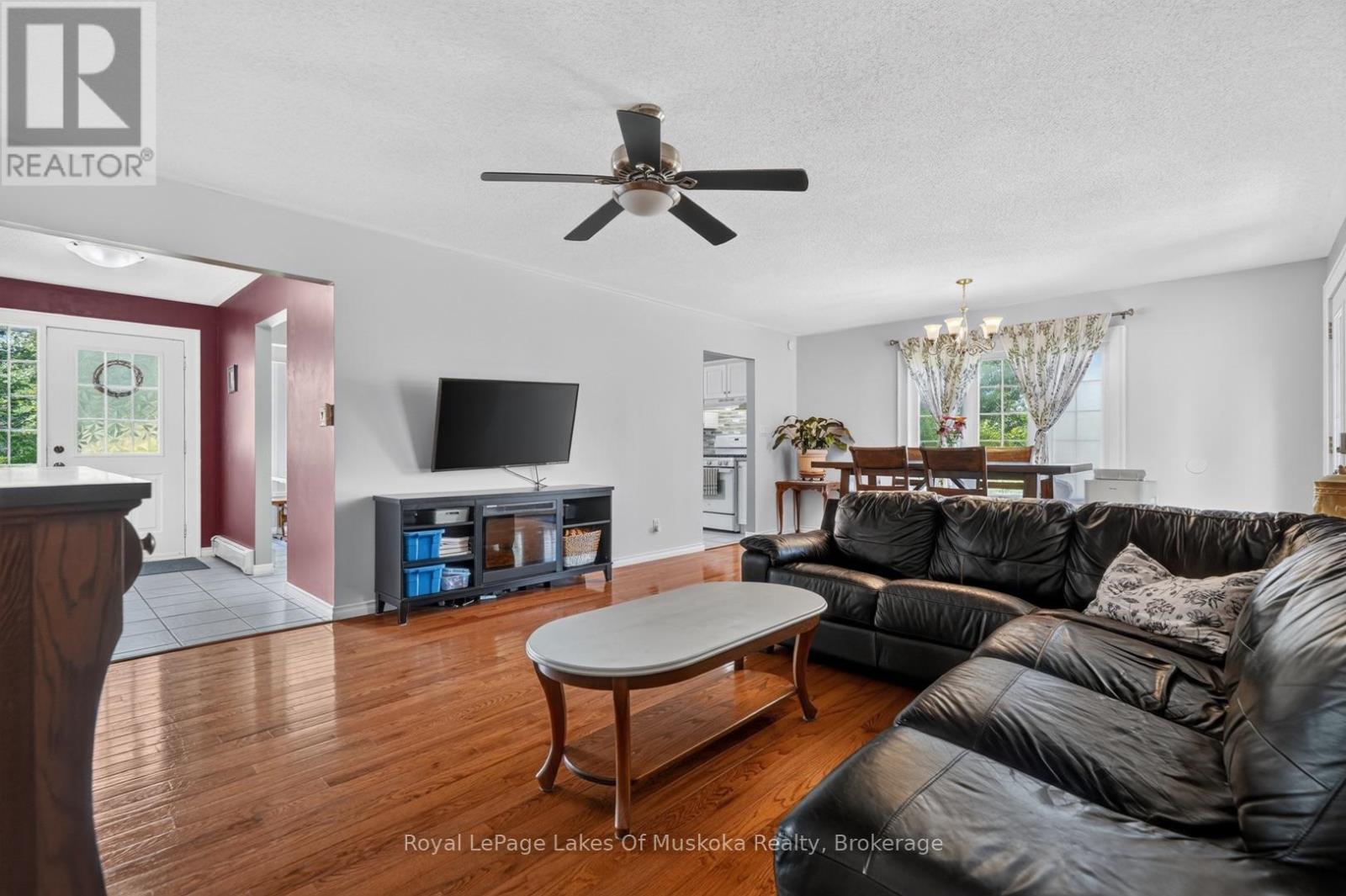 140 SIMPSON STREET - Image 6