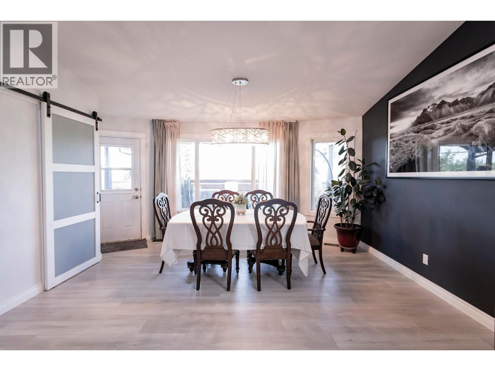 9720 118 AVENUE - Image 8