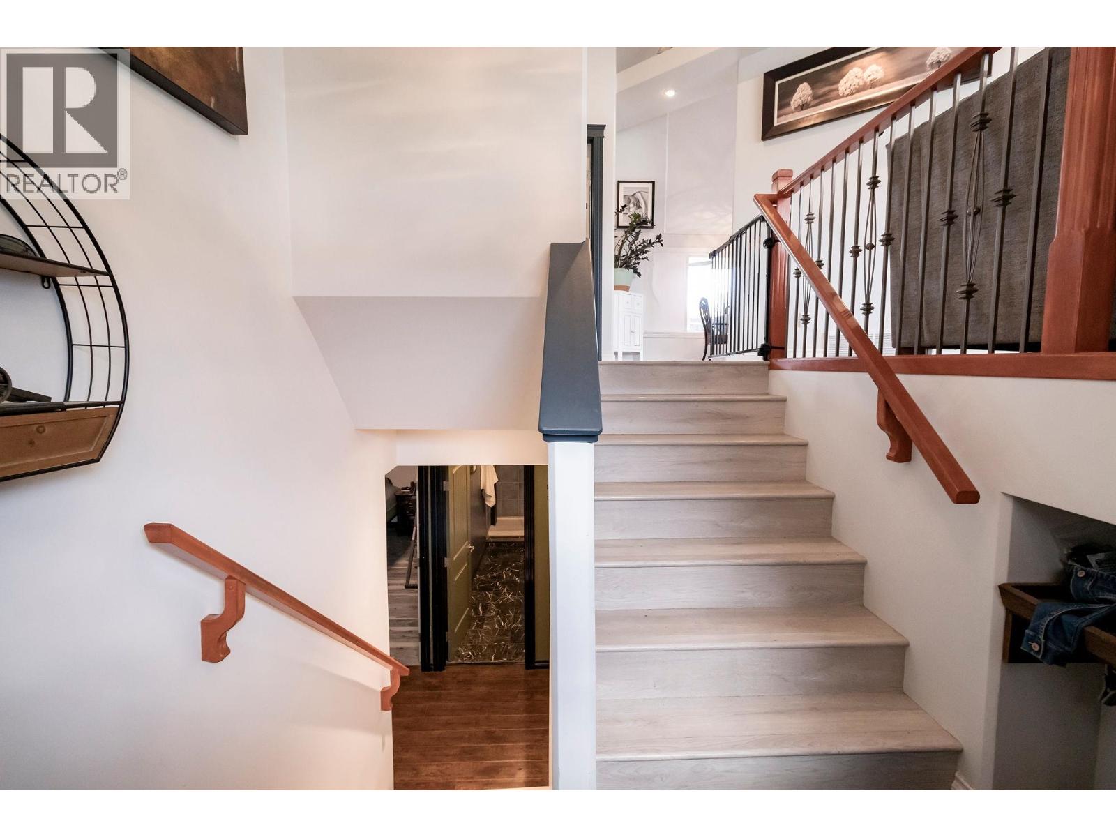 9720 118 AVENUE - Image 22