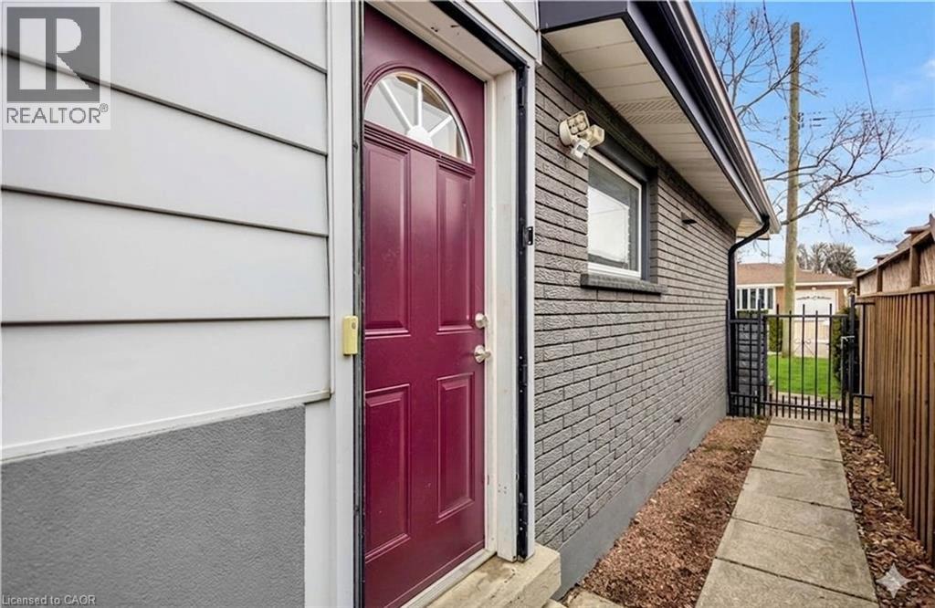 85 RANCHDALE Drive - Image 36
