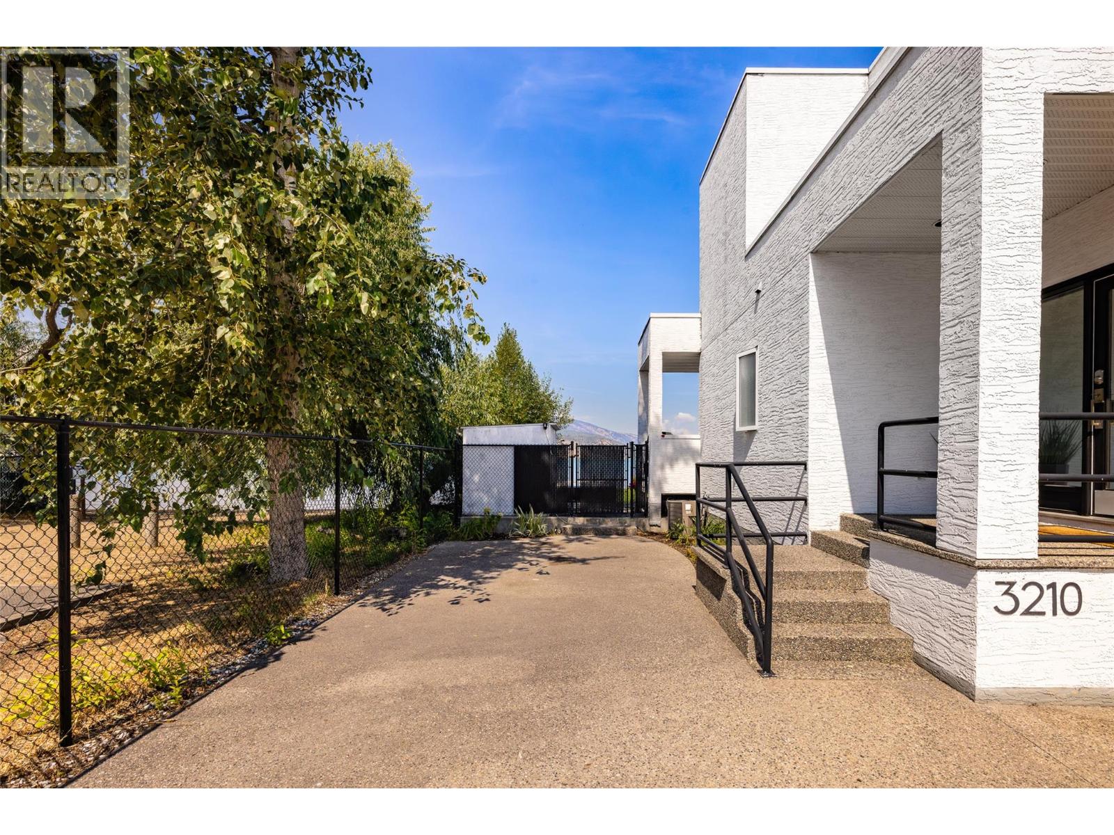  3210 Clement Road, Lake Country