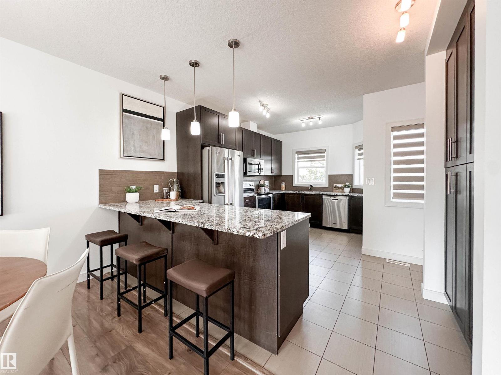 #11 150 EVERITT DR, Erin Ridge North, St. Albert photo 2