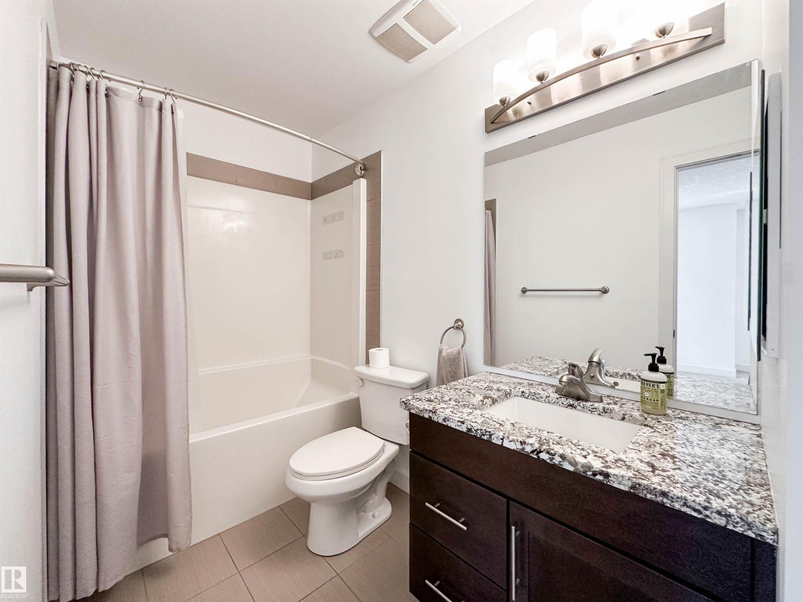 #11 150 EVERITT DR - Image 44