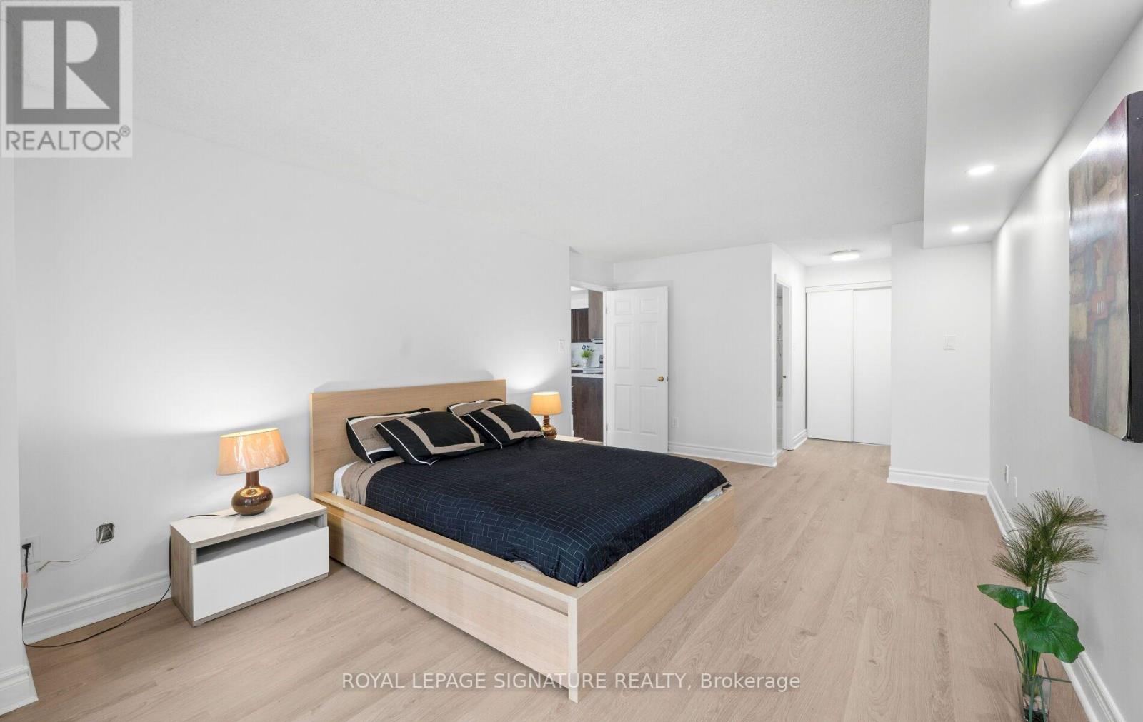 #202 175 CEDAR AVENUE - 20