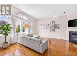 96 Townsgate Drive, Vaughan, ON L4J8A4 Photo 7
