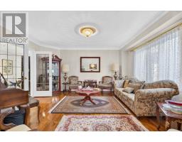 96 Townsgate Drive, Vaughan, ON L4J8A4 Photo 9