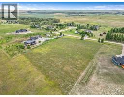 121028 272 Avenue E, Rural Foothills County, AB T1S4M4 Photo 15