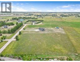121028 272 Avenue E, Rural Foothills County, AB T1S4M4 Photo 9