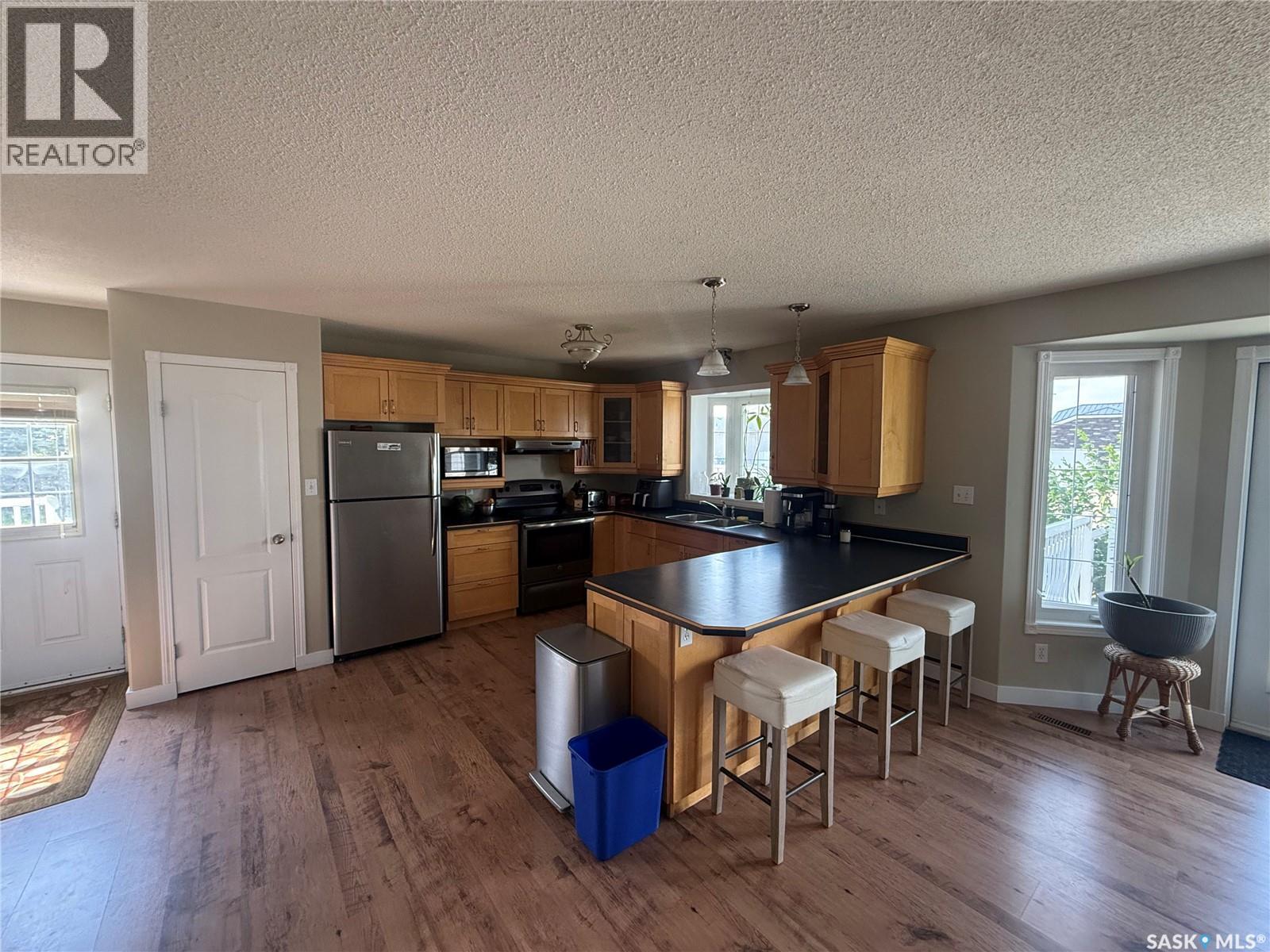 6 Shaw PLACE - Image 4