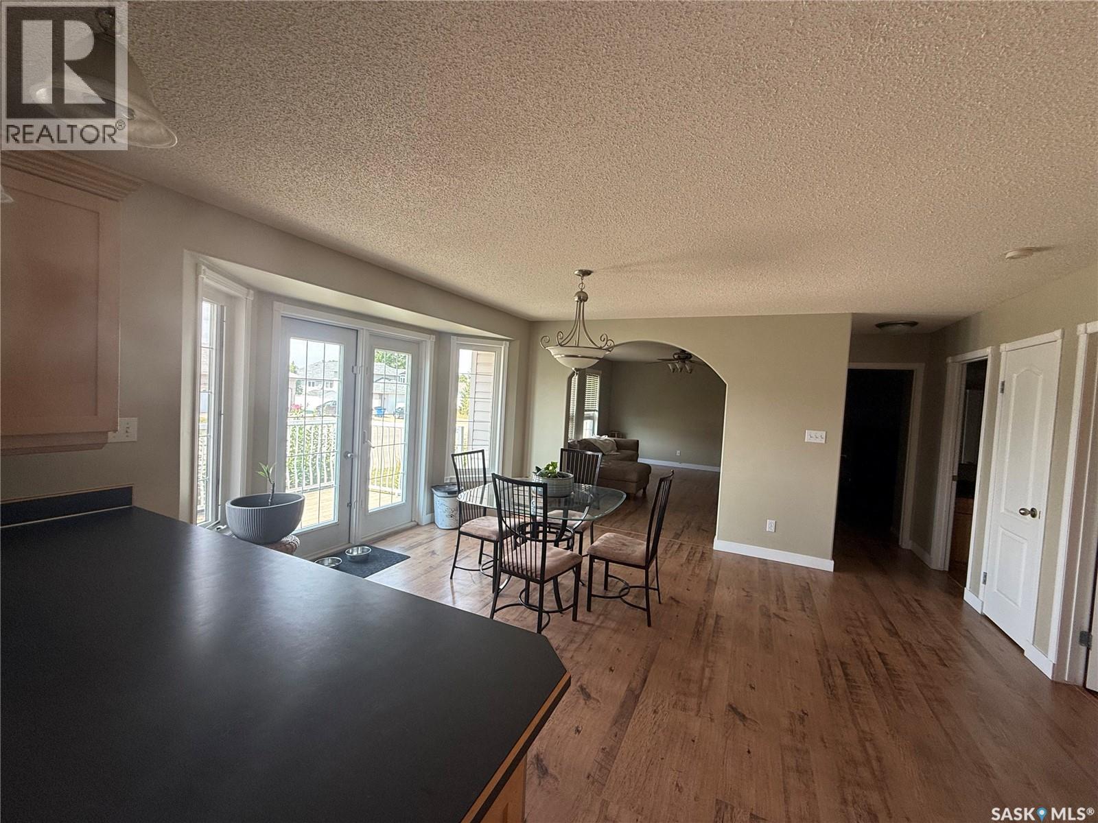 6 Shaw PLACE - Image 6