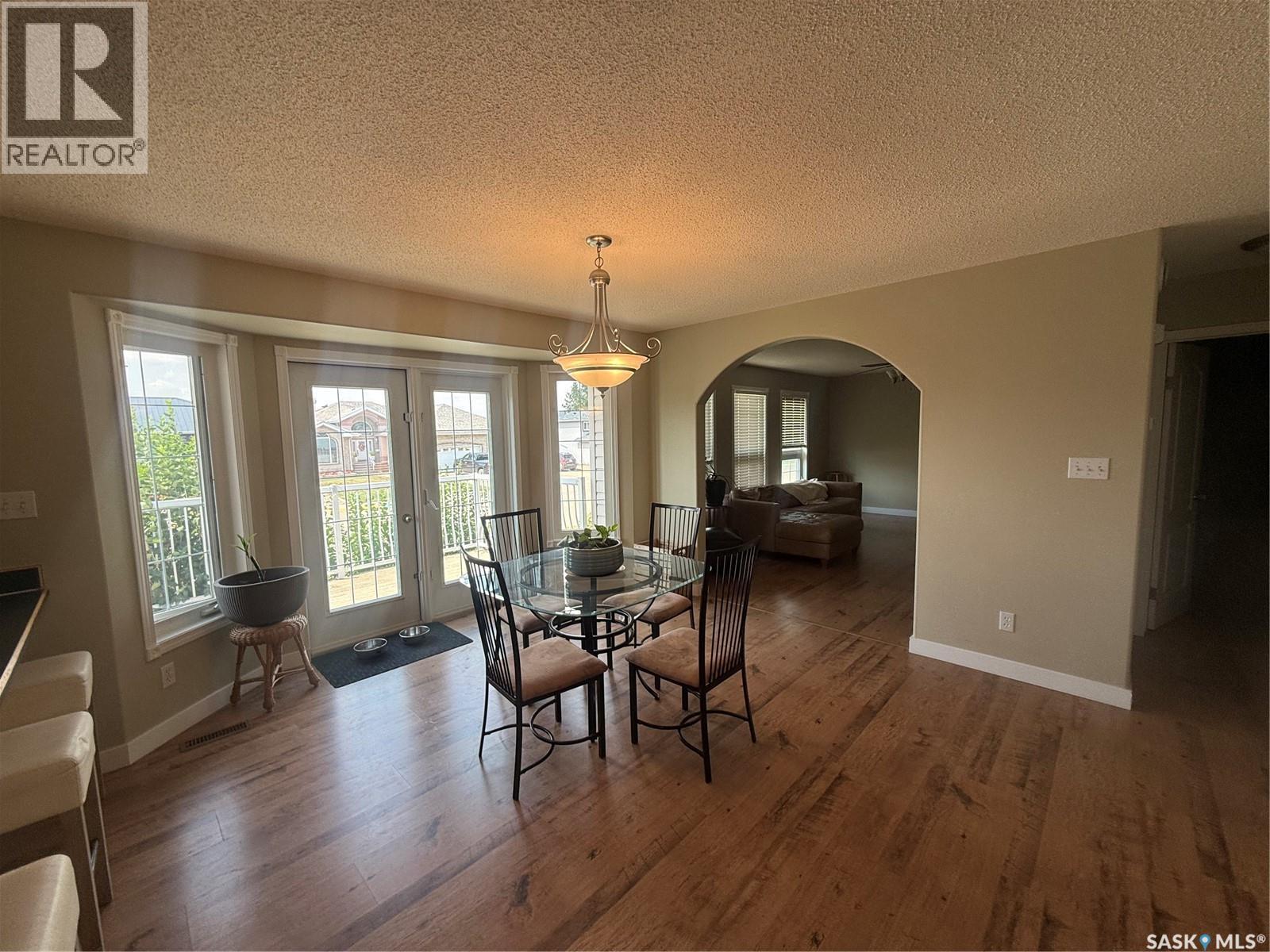 6 Shaw PLACE - Image 7