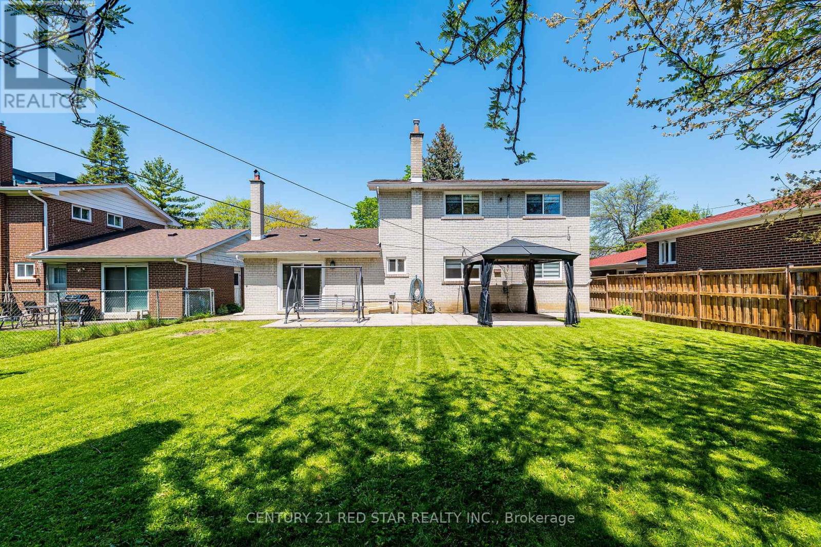 42 BROADFIELD DRIVE - 47
