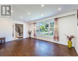Family room - 42 Broadfield Drive, Toronto, ON M9C1L7 Photo 6