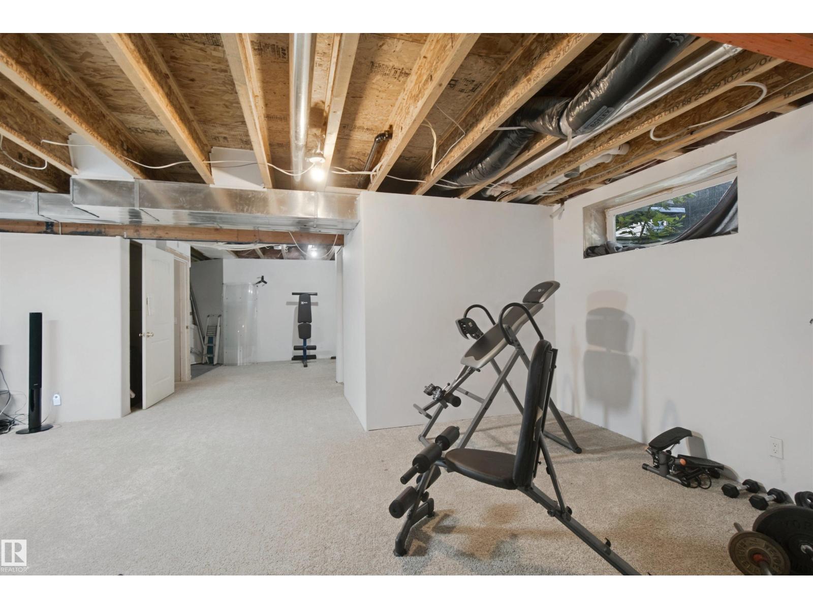 5315 45 ST - Image 38