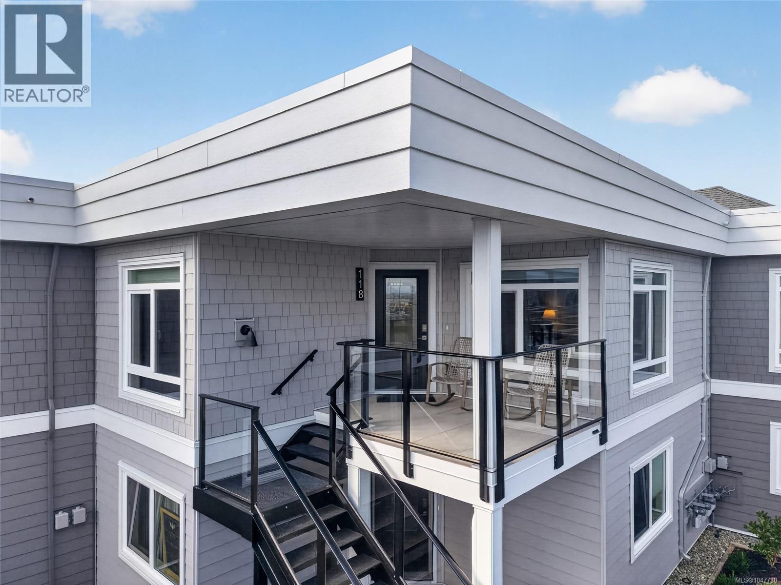 #118 1807 Beaufort Ave - 30