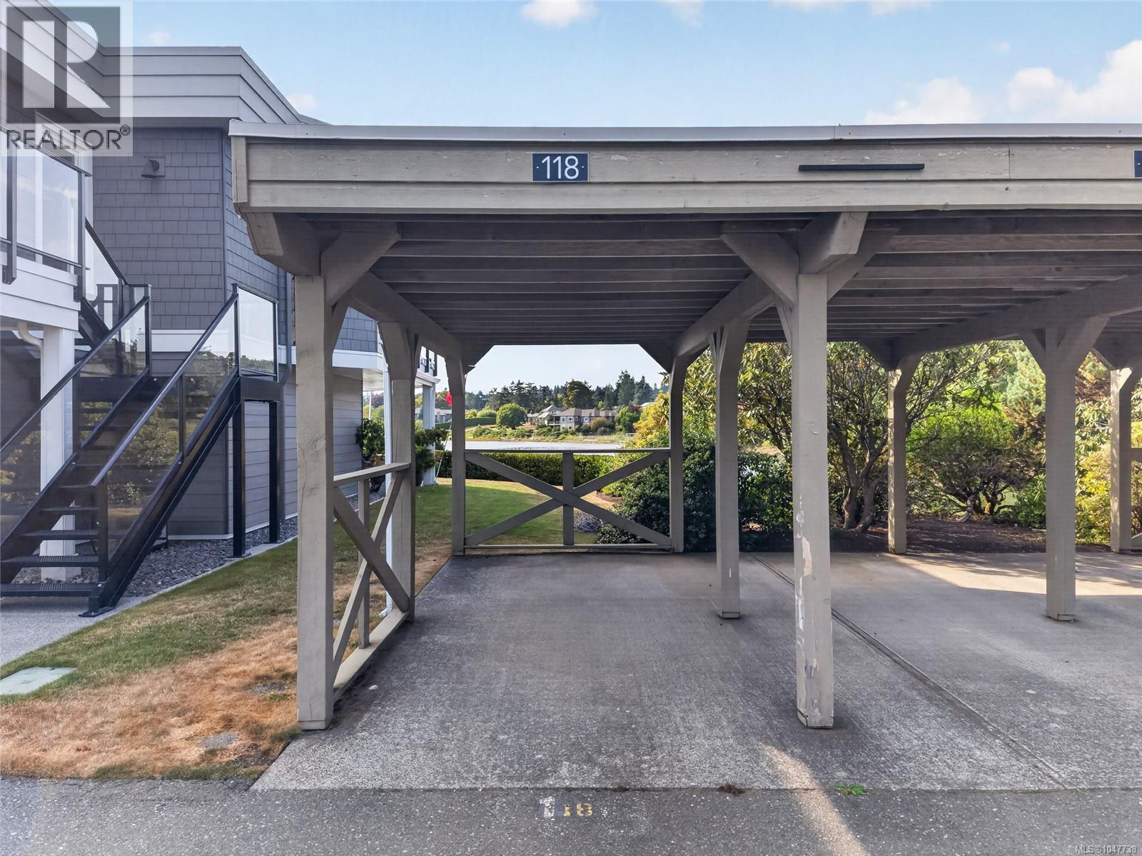 #118 1807 Beaufort Ave - 39