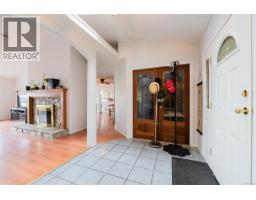 Den - 7810 Aats Rd, Lantzville, BC V0R2H0 Photo 6