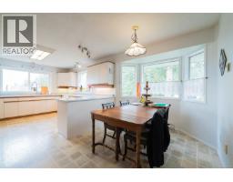 Kitchen - 7810 Aats Rd, Lantzville, BC V0R2H0 Photo 11