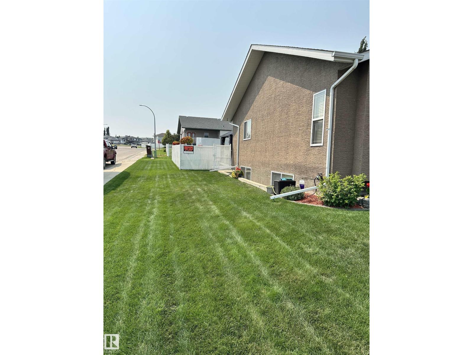 4452 40 ST - 2
