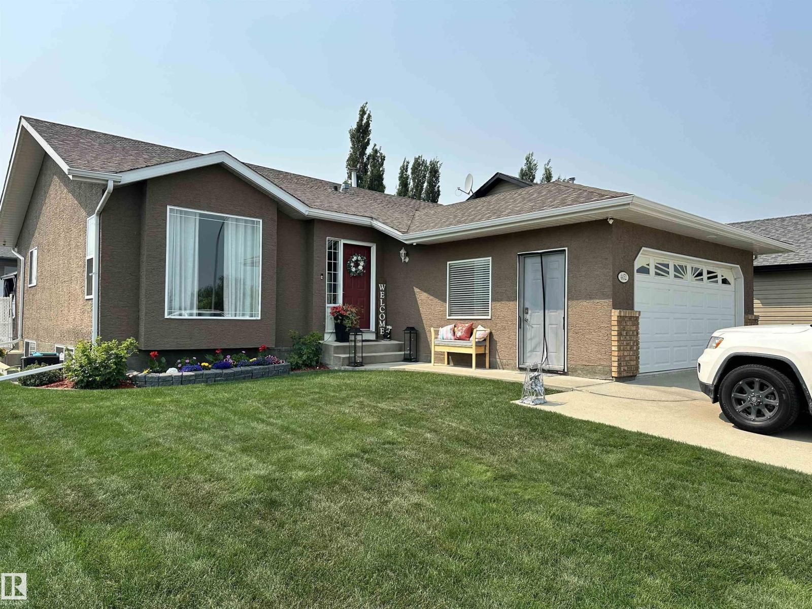 4452 40 ST - 1