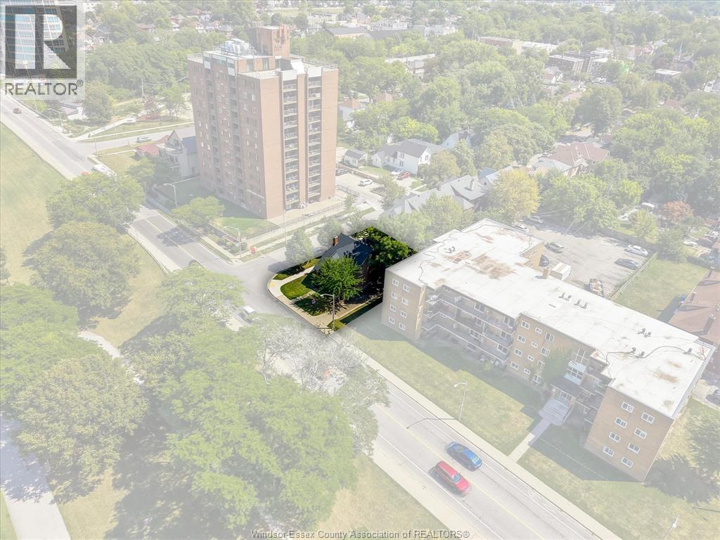 1423 RIVERSIDE DRIVE West - 41