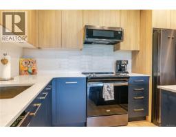 327 920 Reunion Ave, Langford, BC V9B0W8 Photo 10