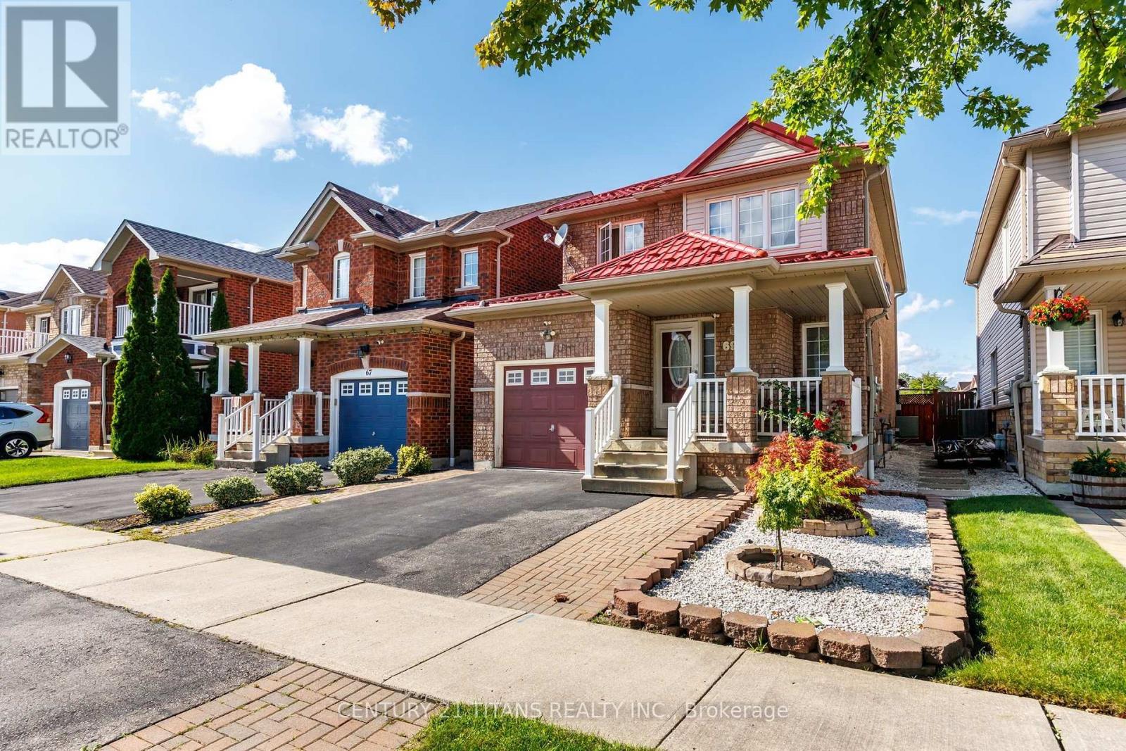 69 RAMPART CRESCENT - 2