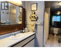 39 Wilkenson Road, Christina Lake, BC V0H1E2 Photo 33