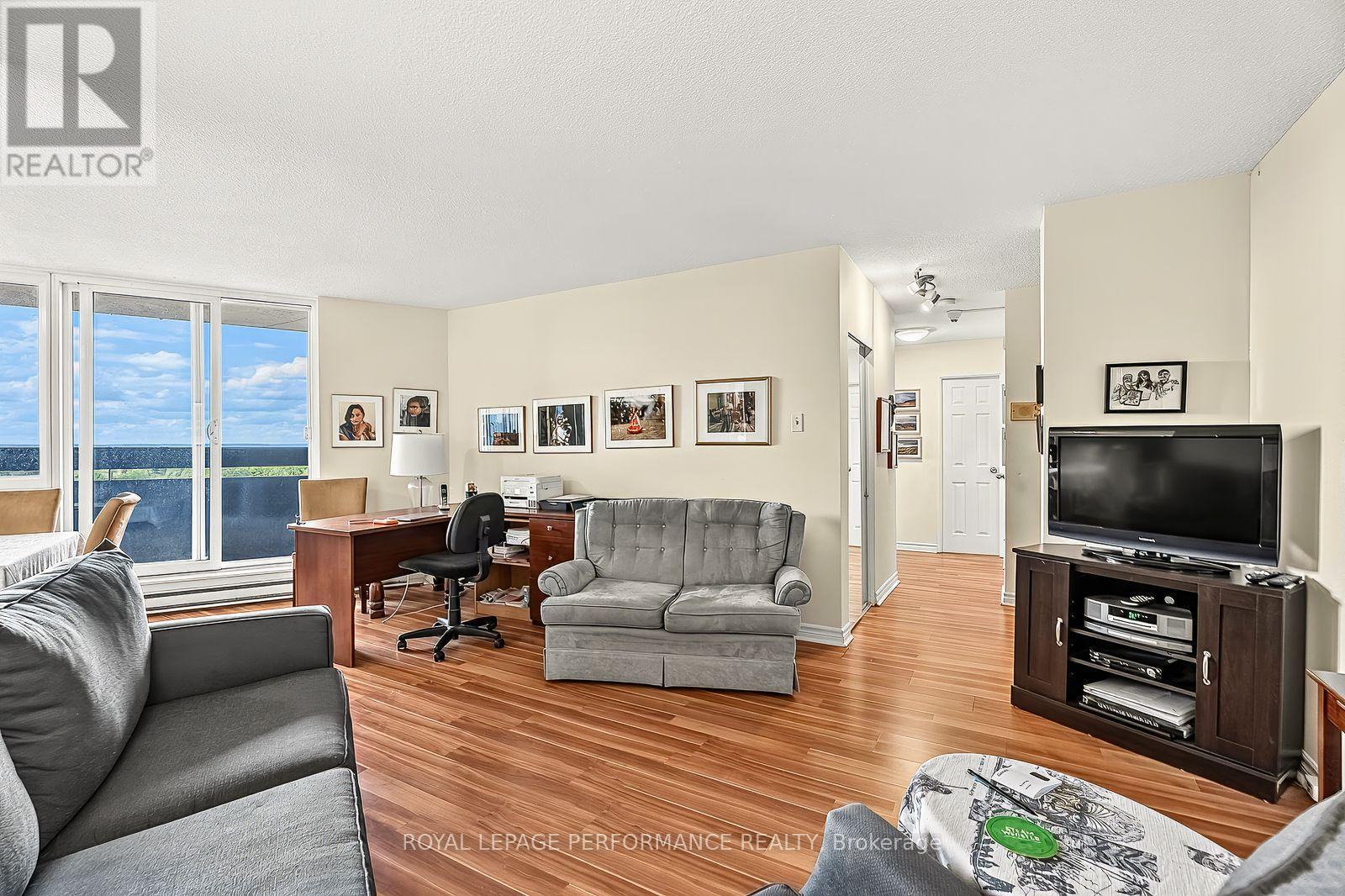 #1406 2000 JASMINE CRESCENT - 14