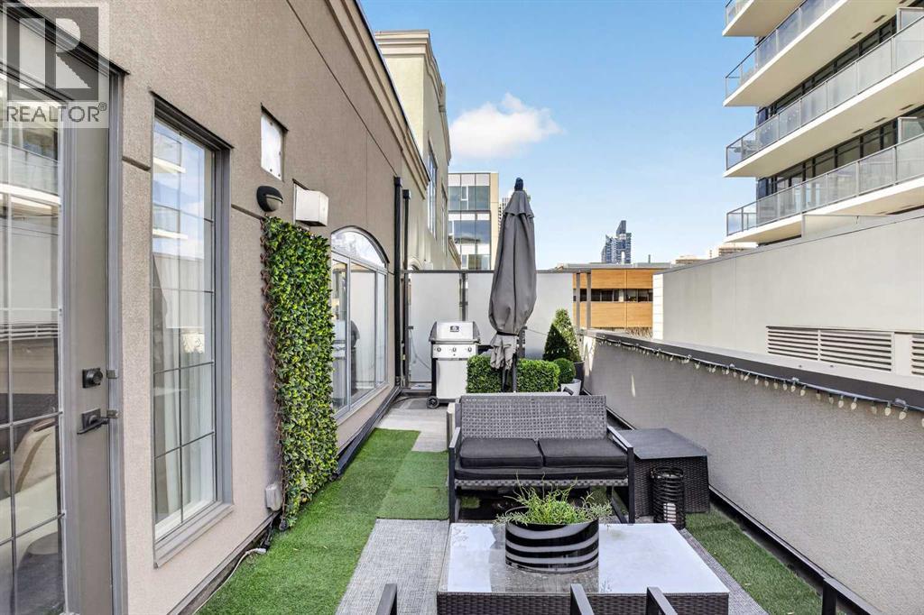 #311 638 11 Avenue SW - 18