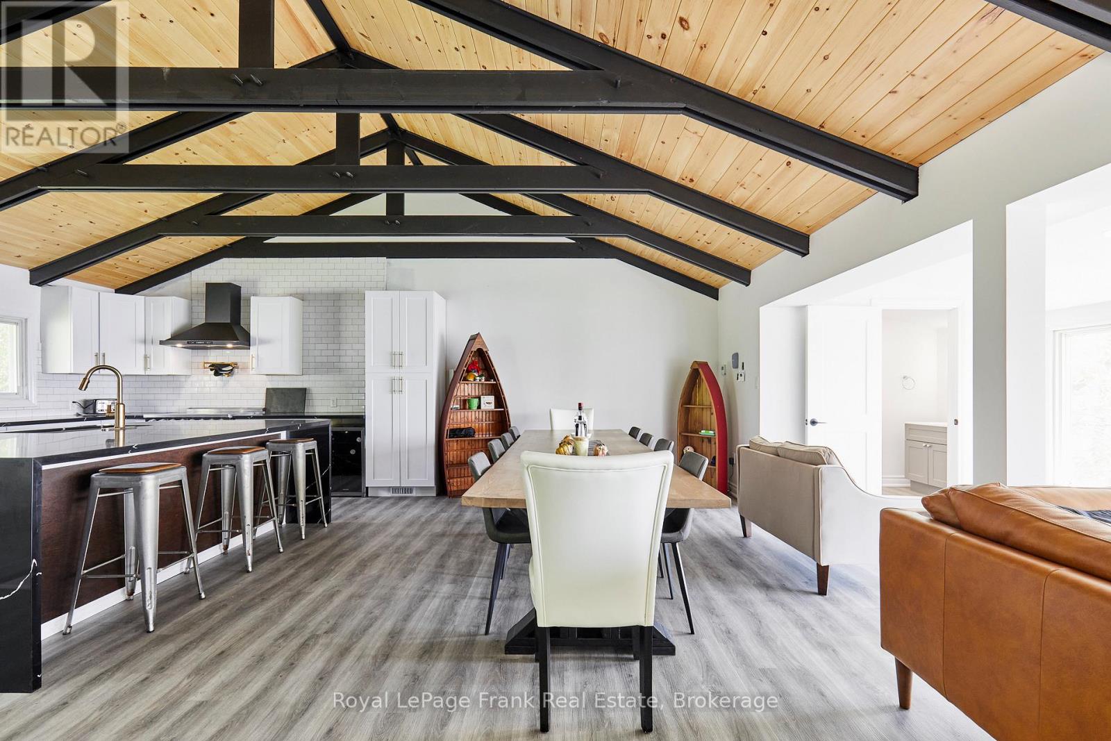 36 SUMMER DRIVE - Image 10