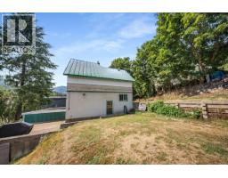 1924 Davis Street, Rossland, BC V0G1Y0 Photo 29