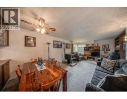 Primary Bedroom - 1924 Davis Street, Rossland, BC V0G1Y0 Photo 8