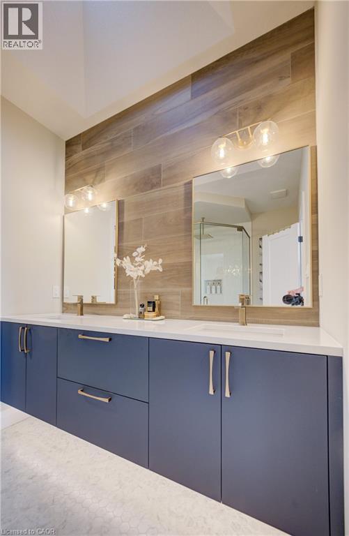 86 IRONHORSE Drive - Image 24