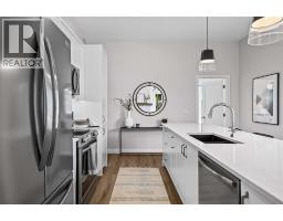 101k, 209 Stewart Creek Rise, Canmore, AB T1W0N9 Photo 14